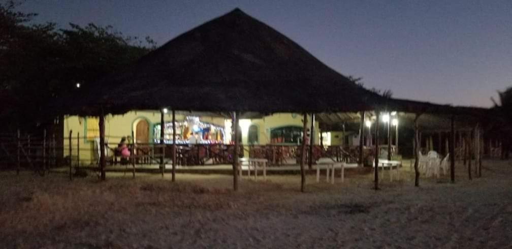 Pic-Nic Beach Corn Island Hotel Exterior foto